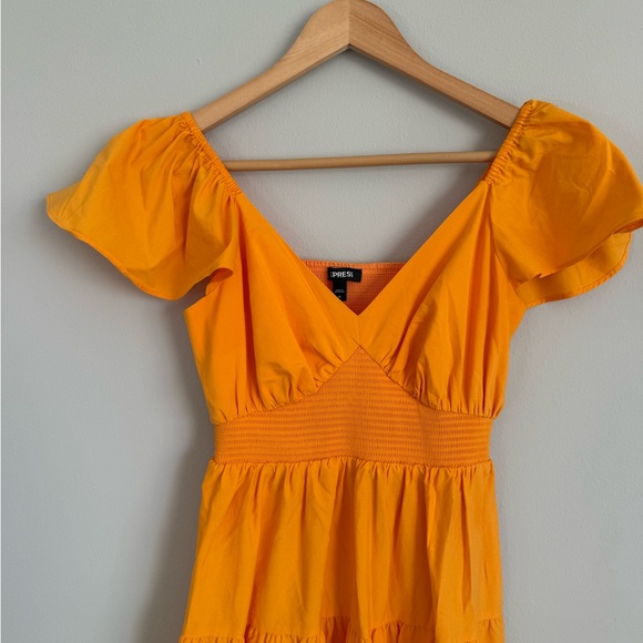 Express Vibrant Tiered Maxi Dress - Picture 2 of 11